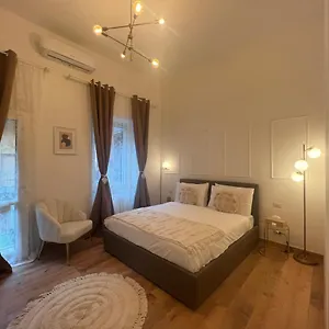 https://apt-regina-milano-in-bocconi.italymilanhotels.net